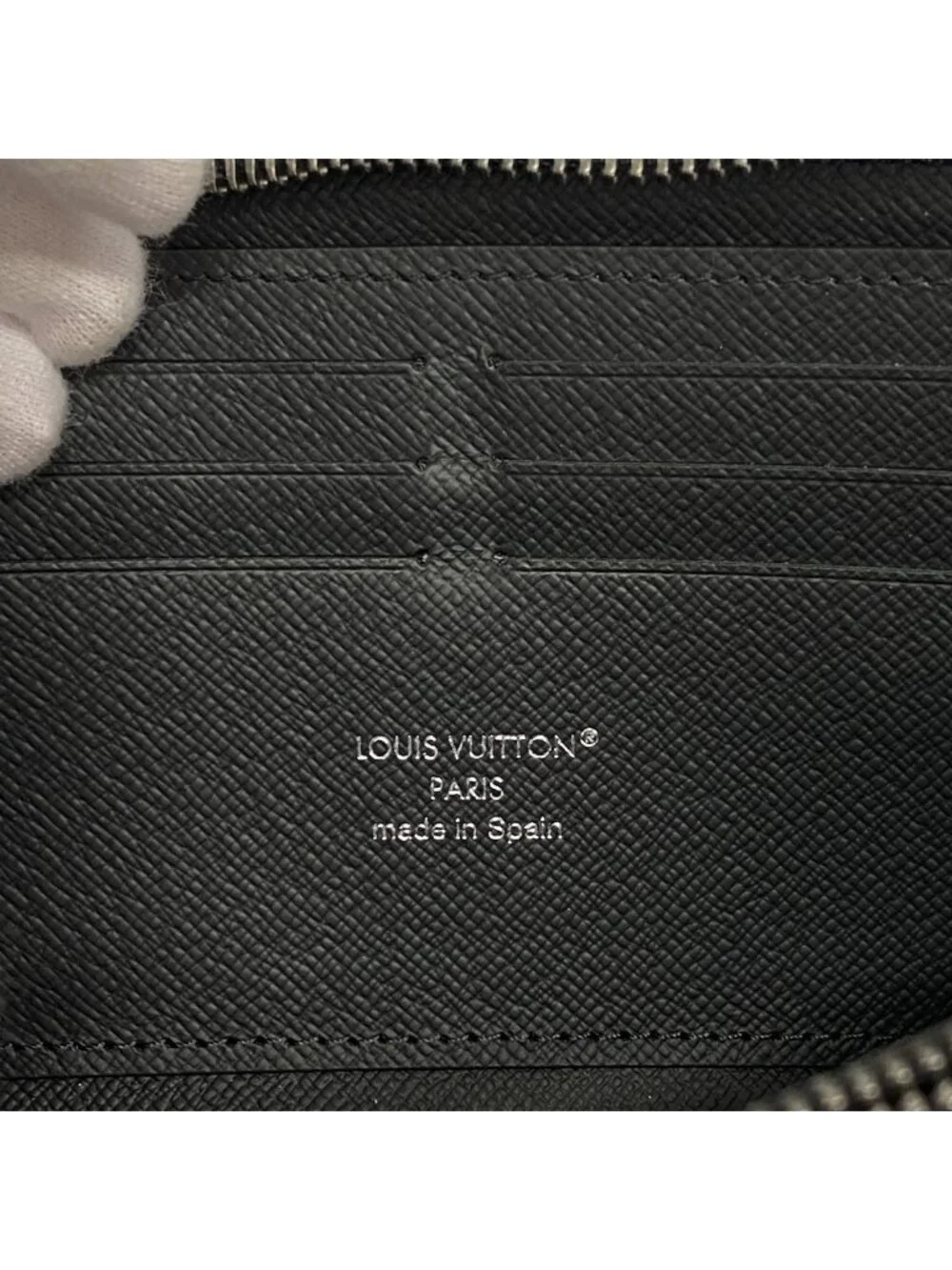 Louis Vuitton Wallet Monogram Eclipse Zippy Horizontal Black